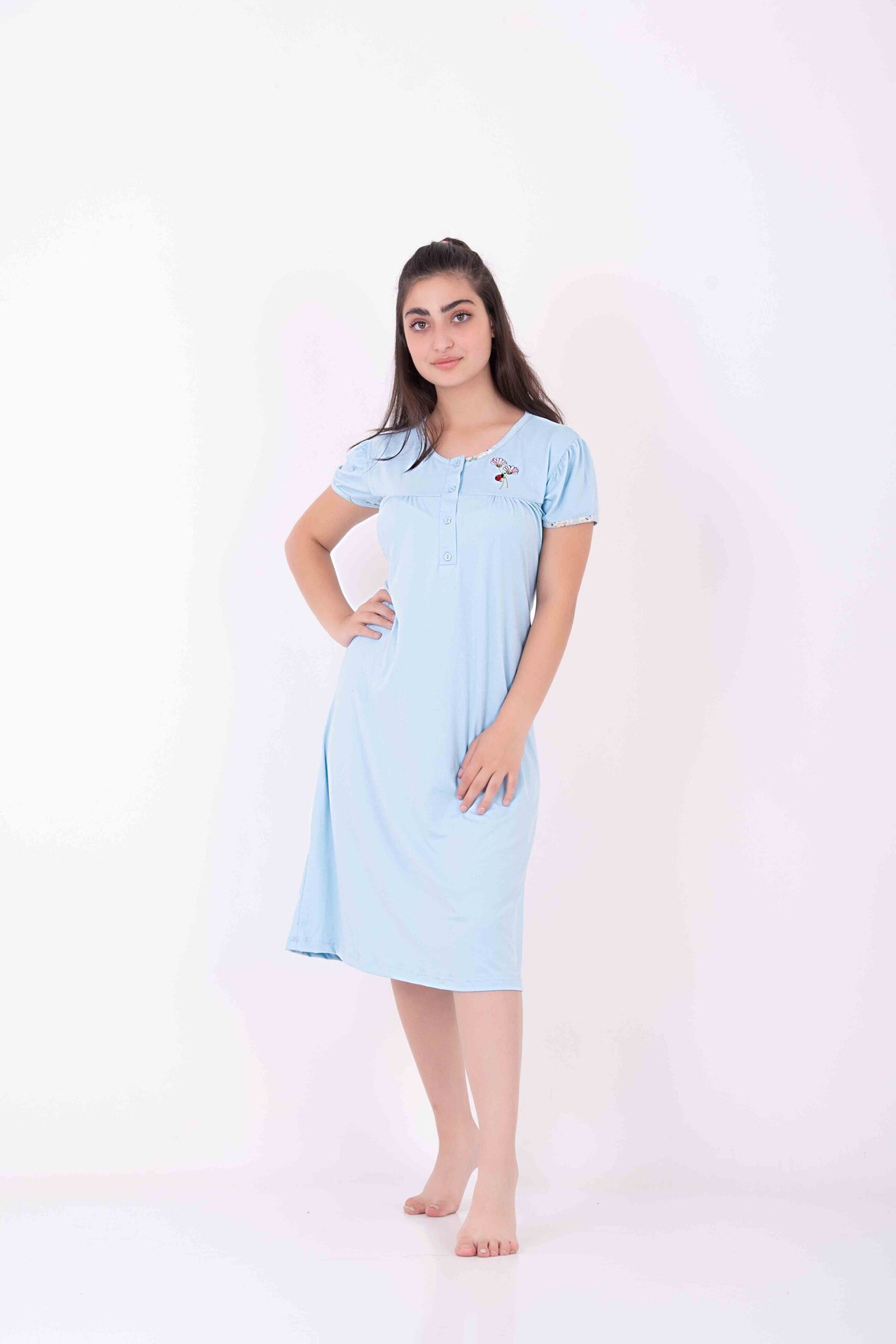 012X004190-scaled-1.jpg nightgown - Image 1