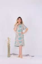Short nightgown with half sleeves and buttons - Image 2